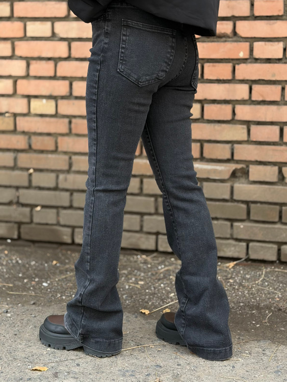 شلوار جین برشکا مدل بوت کات – رنگ ذغالی