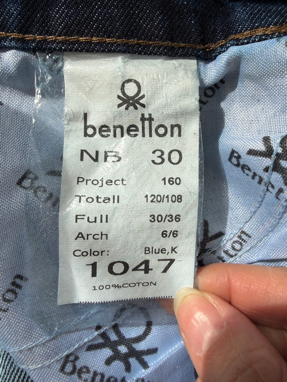 شلوار جین بنتون مدل نیم بگ – رنگ سرمه ای