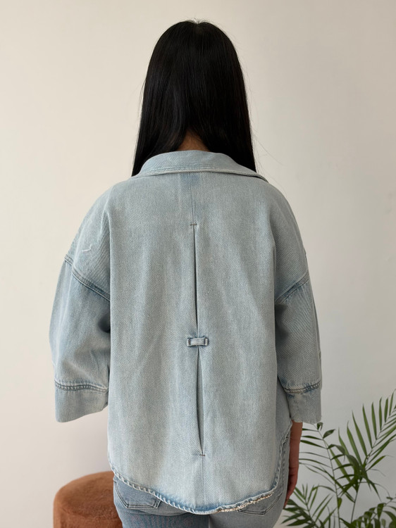 شومیز جین رویال مدل وستا – رنگ آبی روشن