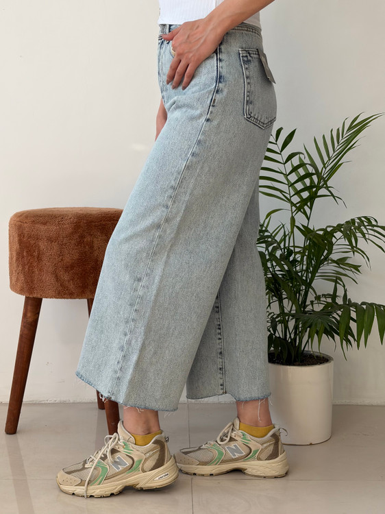 شلوار جین رویال مدل لانگ واید لگ کراپ – رنگ آبی یخی