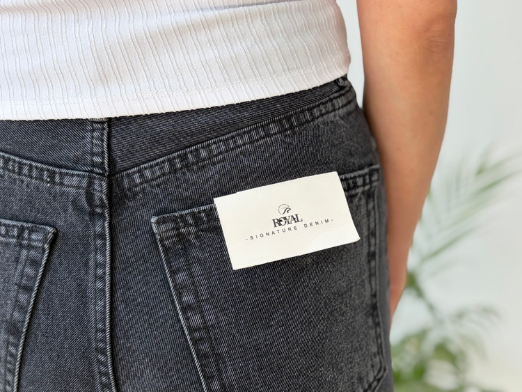 شلوار جین رویال مدل نیم بگ دمپا زاپ – رنگ ذغالی